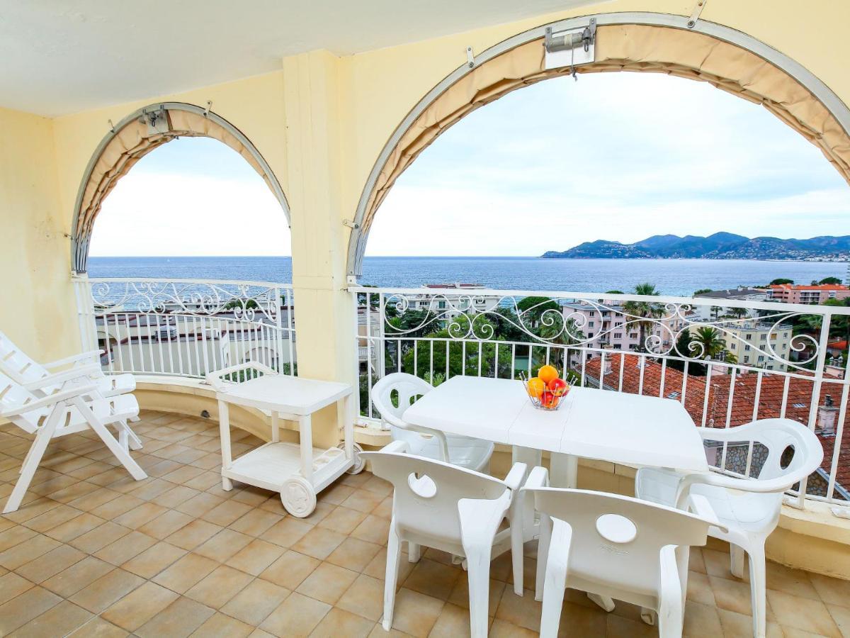 Palais Isabelle-1 Cannes
